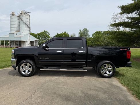 Used 2016 Chevrolet Silverado 1500 LTZ w/ Sport Package AWD/4WD image 8