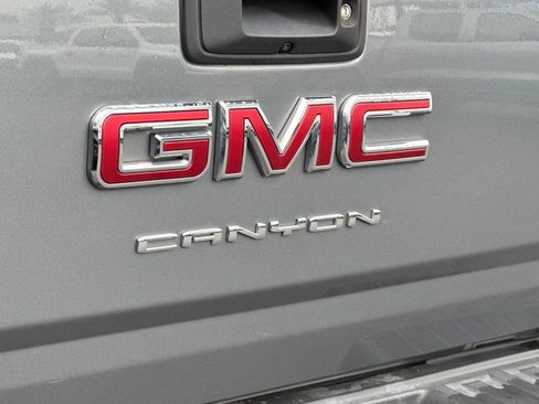 Certified 2022 GMC Canyon Elevation image 29