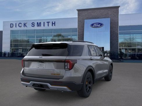 New 2026 Ford Explorer Tremor image 8