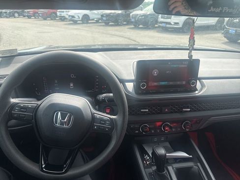 Used 2024 Honda Accord EX image 18