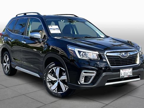 Used 2019 Subaru Forester Touring image 2