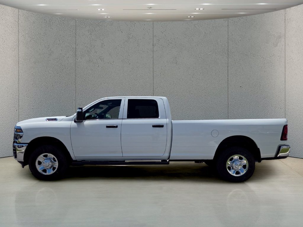 New 2026 RAM 2500 Tradesman AWD/4WD image 3