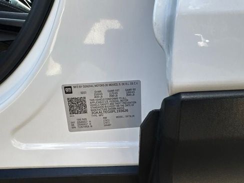 Used 2023 GMC Terrain SLE AWD/4WD image 32