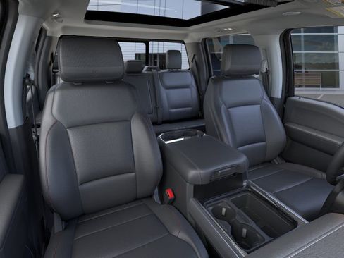 New 2026 Ford F250 Lariat w/ Black Appearance Package image 32