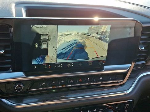 Certified 2025 Chevrolet Silverado 1500 LTZ image 18