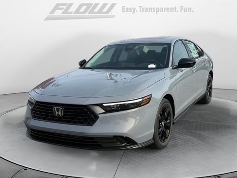 New 2025 Honda Accord SE image 3