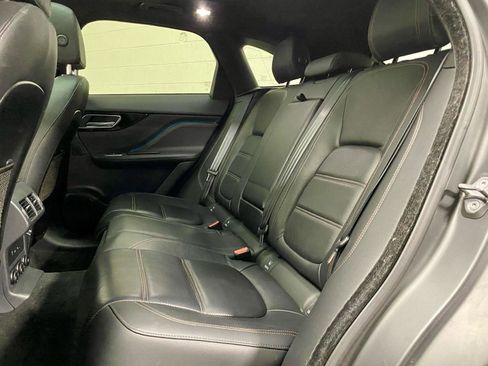 Used 2018 Jaguar F-PACE Prestige AWD/4WD image 19
