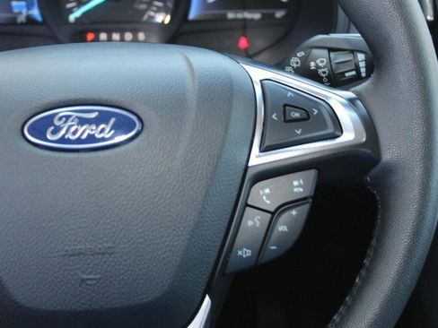 Used 2024 Ford Edge SEL image 25
