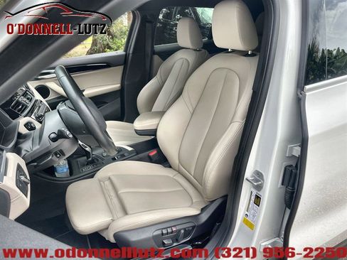 Used 2021 BMW X2 sDrive28i image 11