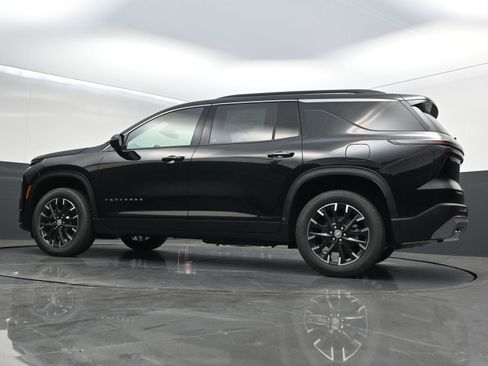 New 2026 Chevrolet Traverse LT w/ Sun and Wheel Package FWD image 44