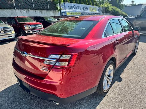 Used 2013 Ford Taurus SEL FWD image 5