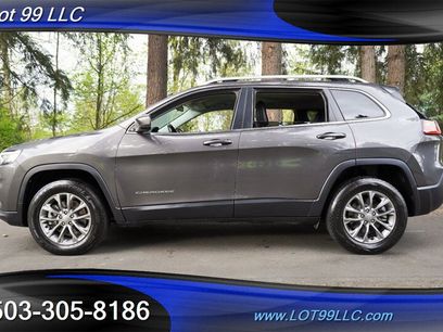 Used 2019 Jeep Cherokee Latitude Plus w/ Cold Weather Group