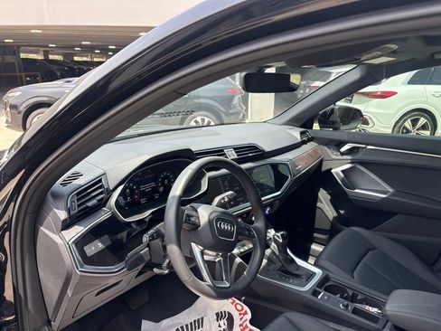Certified 2025 Audi Q3 2.0T Premium w/ Convenience Package AWD/4WD image 12