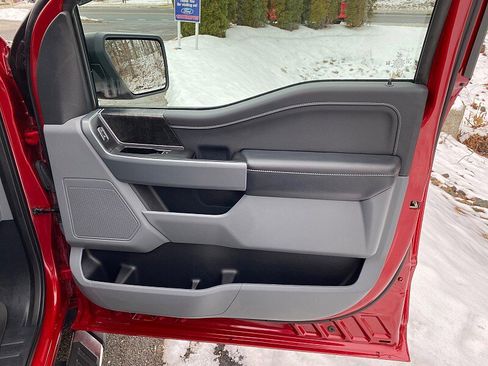 Used 2022 Ford F150 XLT w/ Equipment Group 302A High image 29