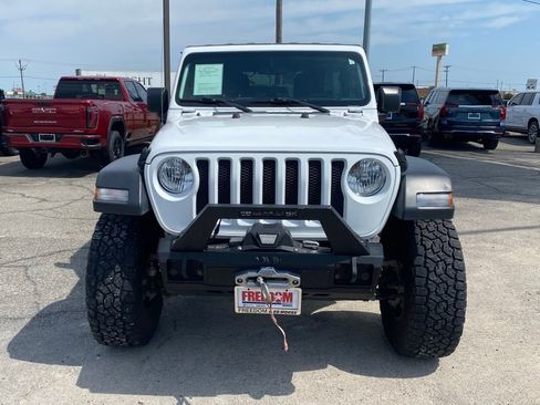 Used 2018 Jeep Wrangler Unlimited Sport AWD/4WD image 8