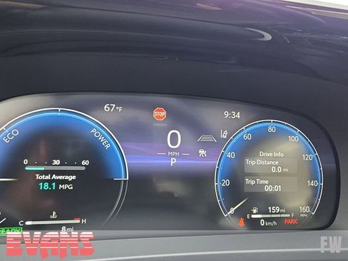 New 2026 Toyota Crown Signia image 5