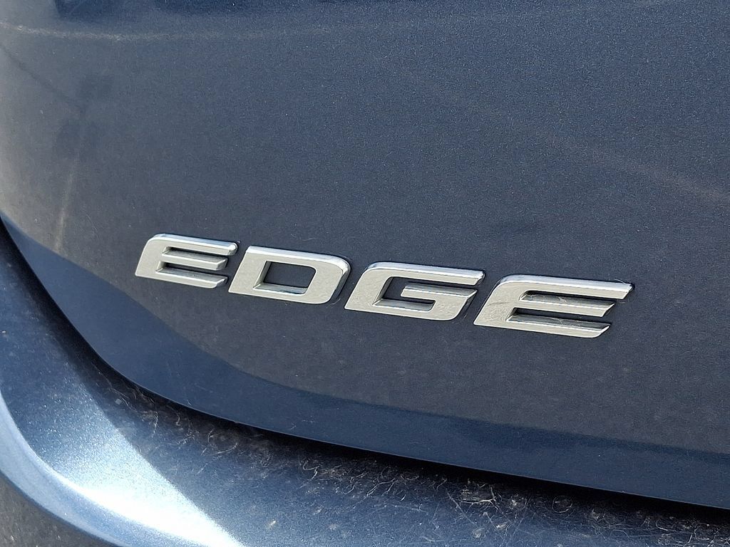 Used 2018 Ford Edge SE AWD/4WD image 28