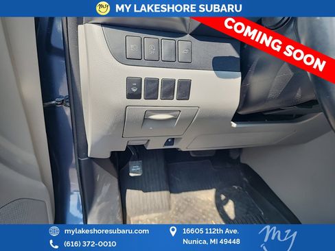 Used 2017 Toyota Highlander XLE AWD/4WD image 19