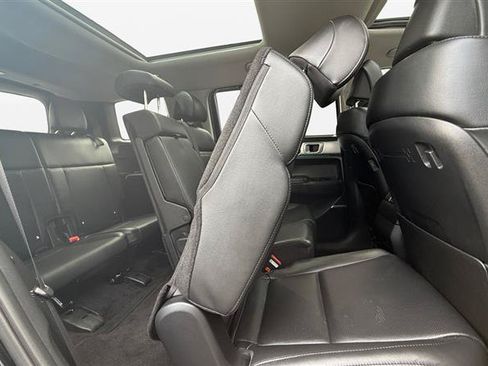 Used 2024 Hyundai Santa Fe Limited FWD image 22