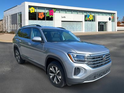 New 2026 Volkswagen Atlas SE