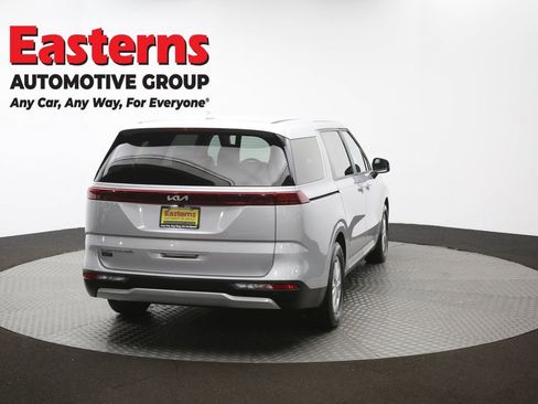 Used 2022 Kia Carnival LX image 38