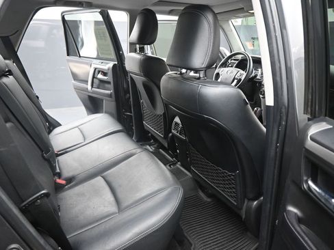 Used 2016 Toyota 4Runner Limited image 20
