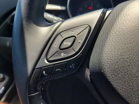 Used 2019 Toyota C-HR Limited FWD image 27