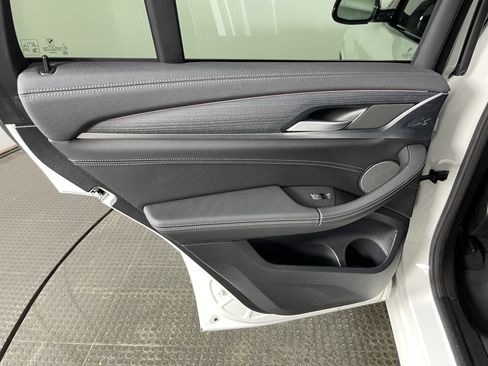 Certified 2023 BMW X4 xDrive30i w/ M Sport Package image 15