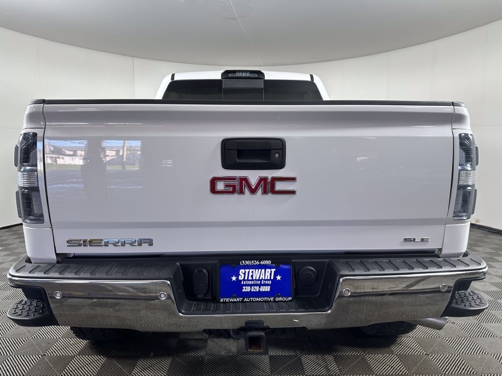 Used 2017 GMC Sierra 1500 SLE w/ SLE Value Package AWD/4WD image 4