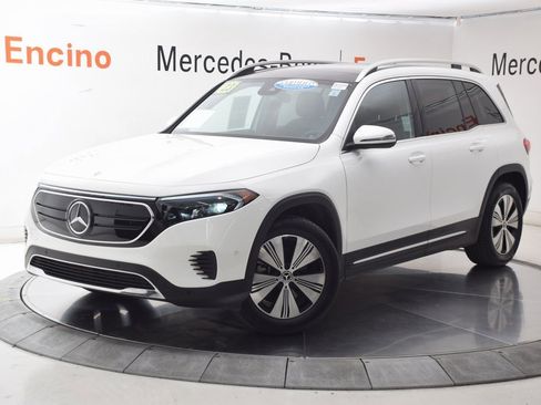 Certified 2023 Mercedes-Benz EQB 300 4MATIC image 2