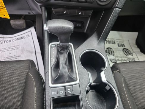 Used 2021 Kia Sportage LX w/ LX AWD Popular Package image 14