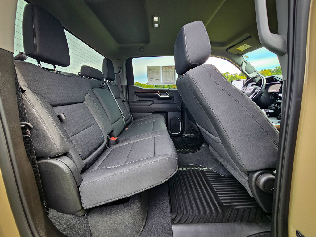 Used 2023 GMC Sierra 1500 Elevation w/ LPO, Elevation Black Package AWD/4WD image 35