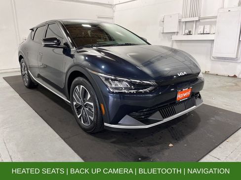 Used 2022 Kia EV6 Light image 1