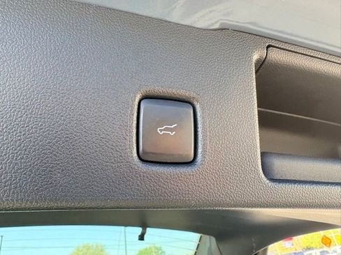 Used 2024 Ford Escape Active w/ Tech Pack #1 AWD/4WD image 14
