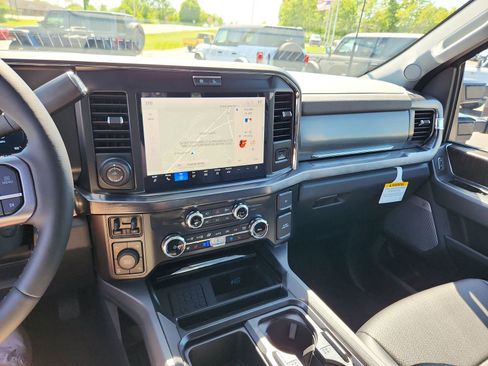 New 2026 Ford F350 Lariat AWD/4WD image 19