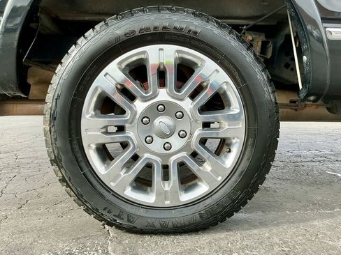 Used 2012 Ford F150 Platinum image 21