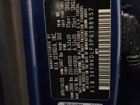 Certified 2023 Kia Sorento SX image 13