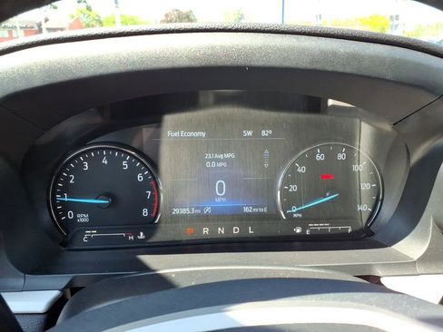 Used 2023 Ford Explorer XLT w/ Equipment Group 202A AWD/4WD image 19