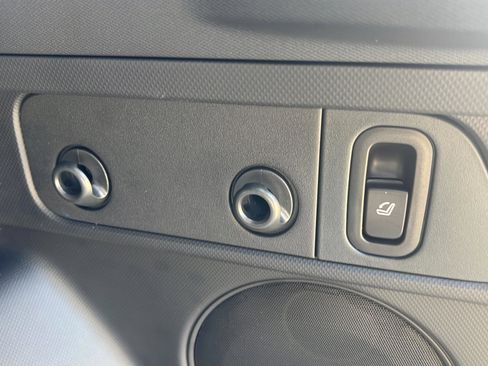 Used 2025 Subaru Forester Touring w/ Popular Package - Touring image 20