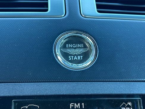 Used 2006 Aston Martin V8 Vantage Coupe image 21