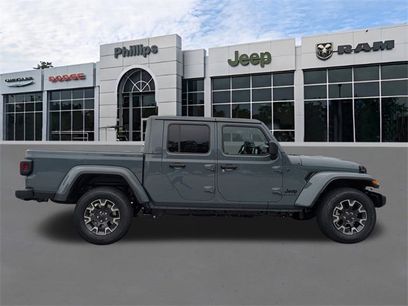 New 2025 Jeep Gladiator Sport w/ Premium Package