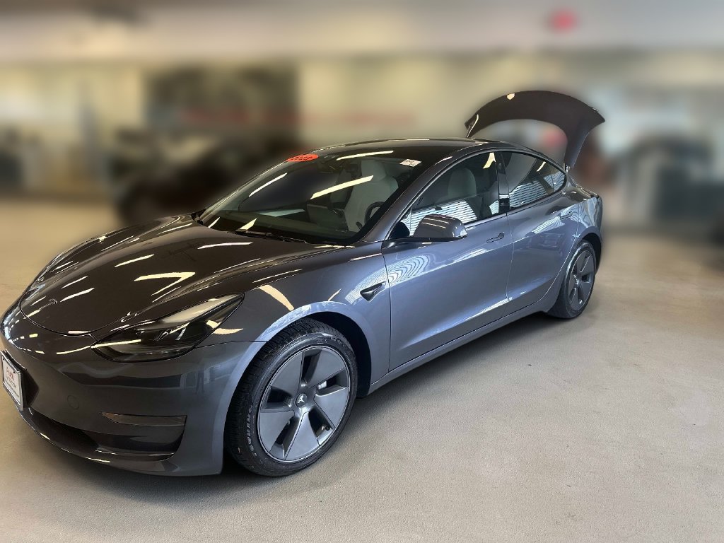 Used 2023 Tesla Model 3 Standard Range RWD image 2