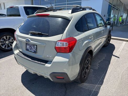 Used 2015 Subaru Crosstrek 2.0i Limited w/ Popular Package #1 AWD/4WD image 3