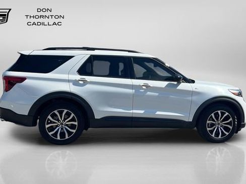 Used 2023 Ford Explorer ST-Line w/ Class IV Trailer Tow Package RWD image 8