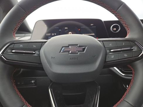 New 2026 Chevrolet Equinox EV RS FWD image 33