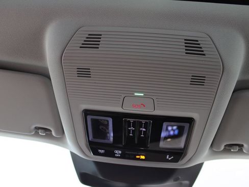 New 2026 Audi Q3 quattro 2.0T AWD/4WD image 33