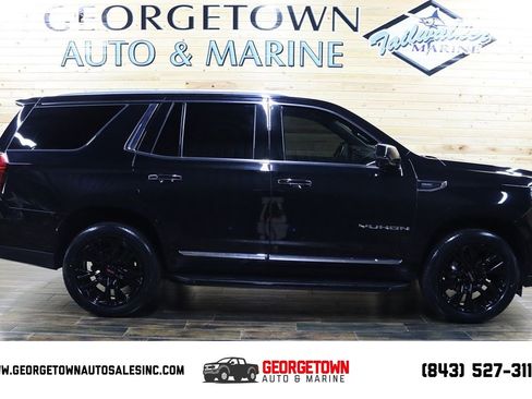 Used 2021 GMC Yukon SLT w/ SLT Premium Package image 1