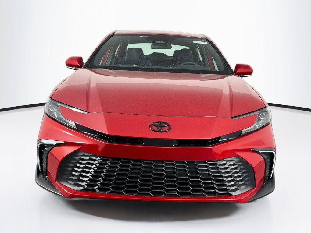 Used 2026 Toyota Camry SE FWD image 2