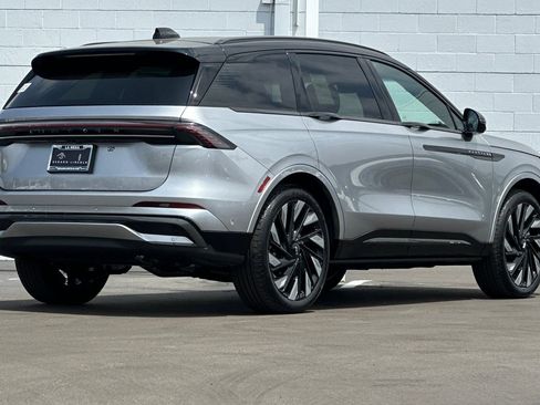 New 2024 Lincoln Nautilus Reserve w/ Equipment Group 202A image 3