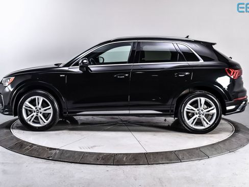 Used 2020 Audi Q3 2.0T Premium w/ Convenience Package image 3